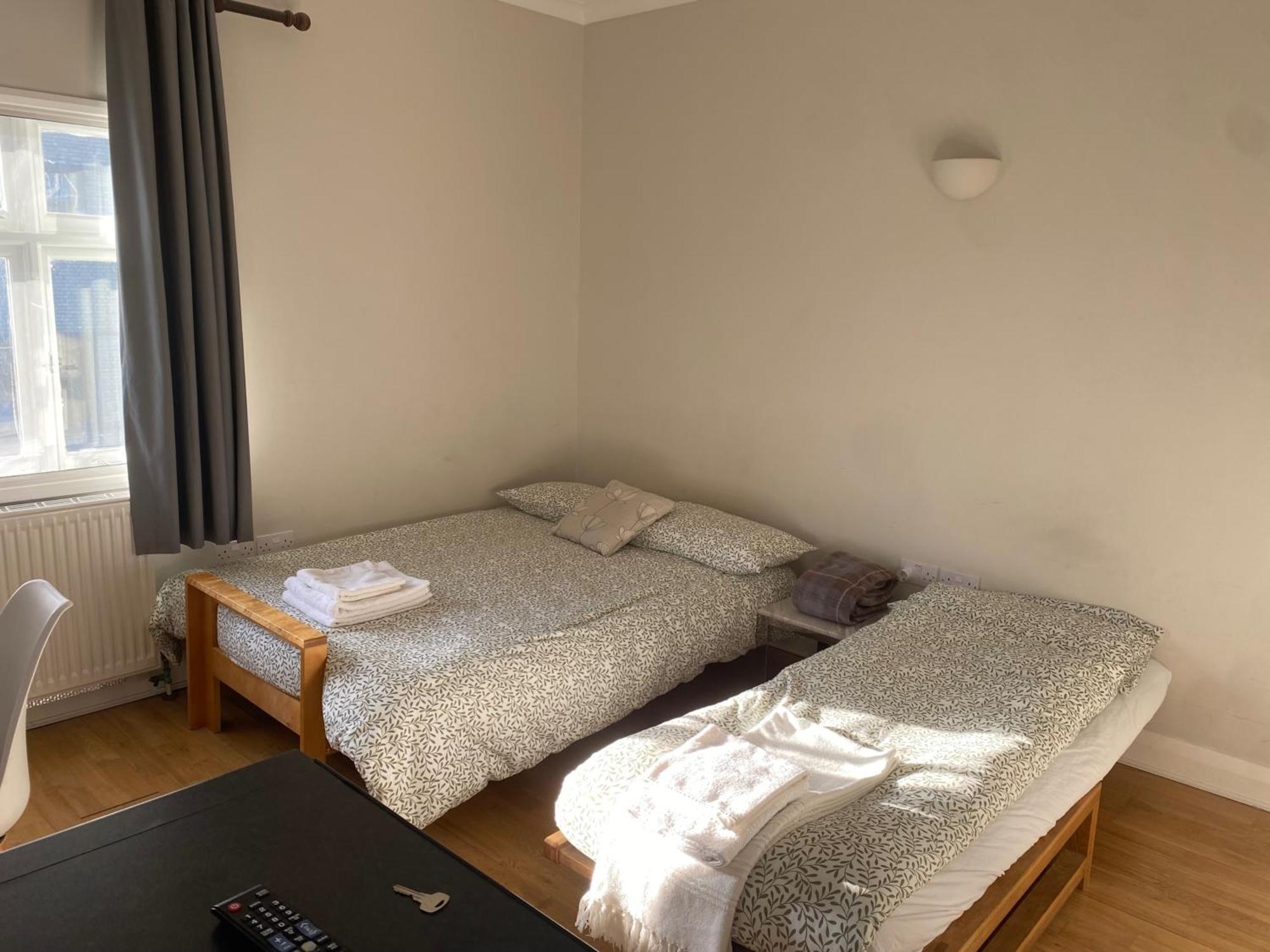 דירות לונדון Victorian Building - Sleeps 5 - Pet Friendly מראה חיצוני תמונה