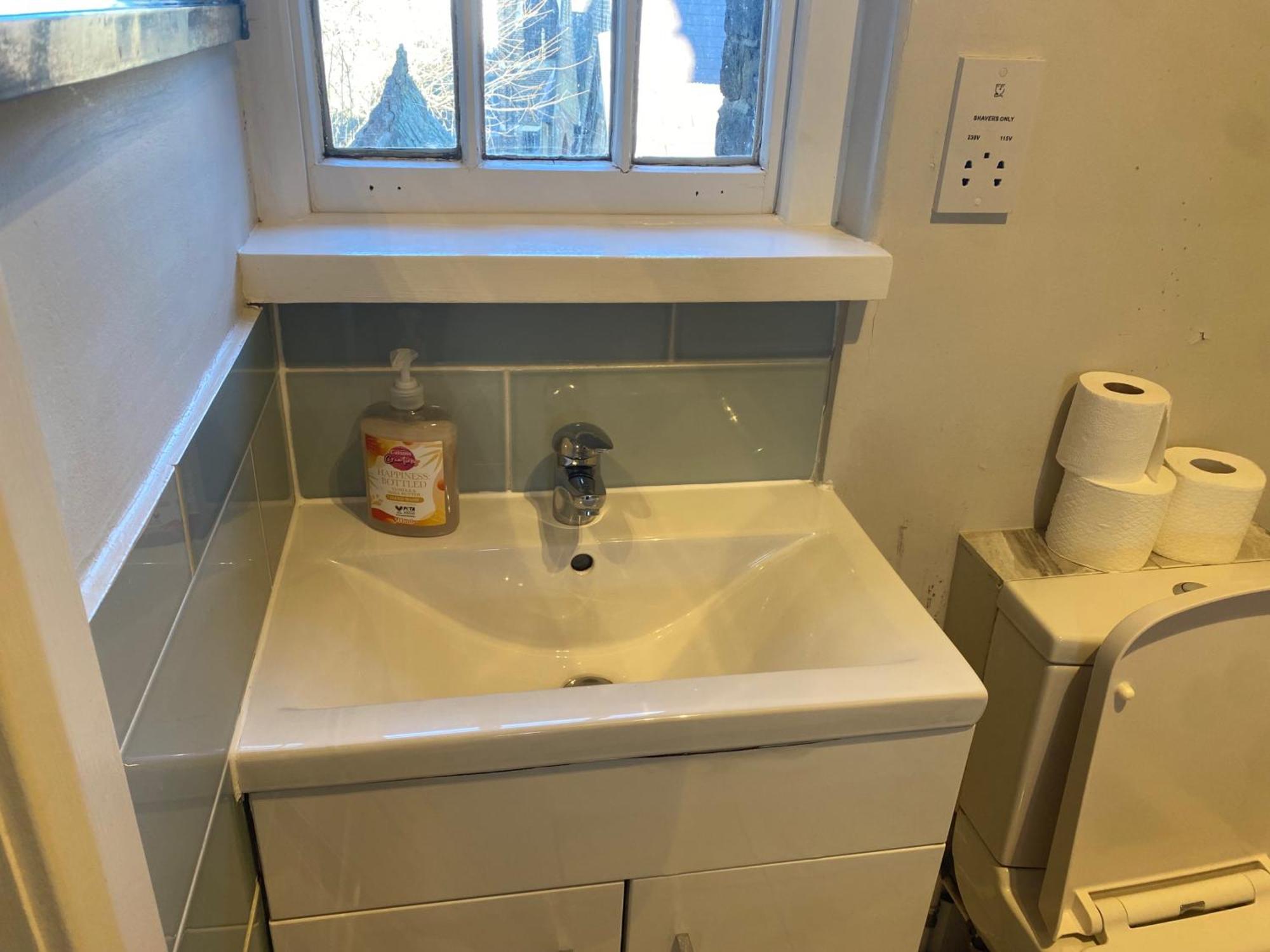דירות לונדון Victorian Building - Sleeps 5 - Pet Friendly מראה חיצוני תמונה