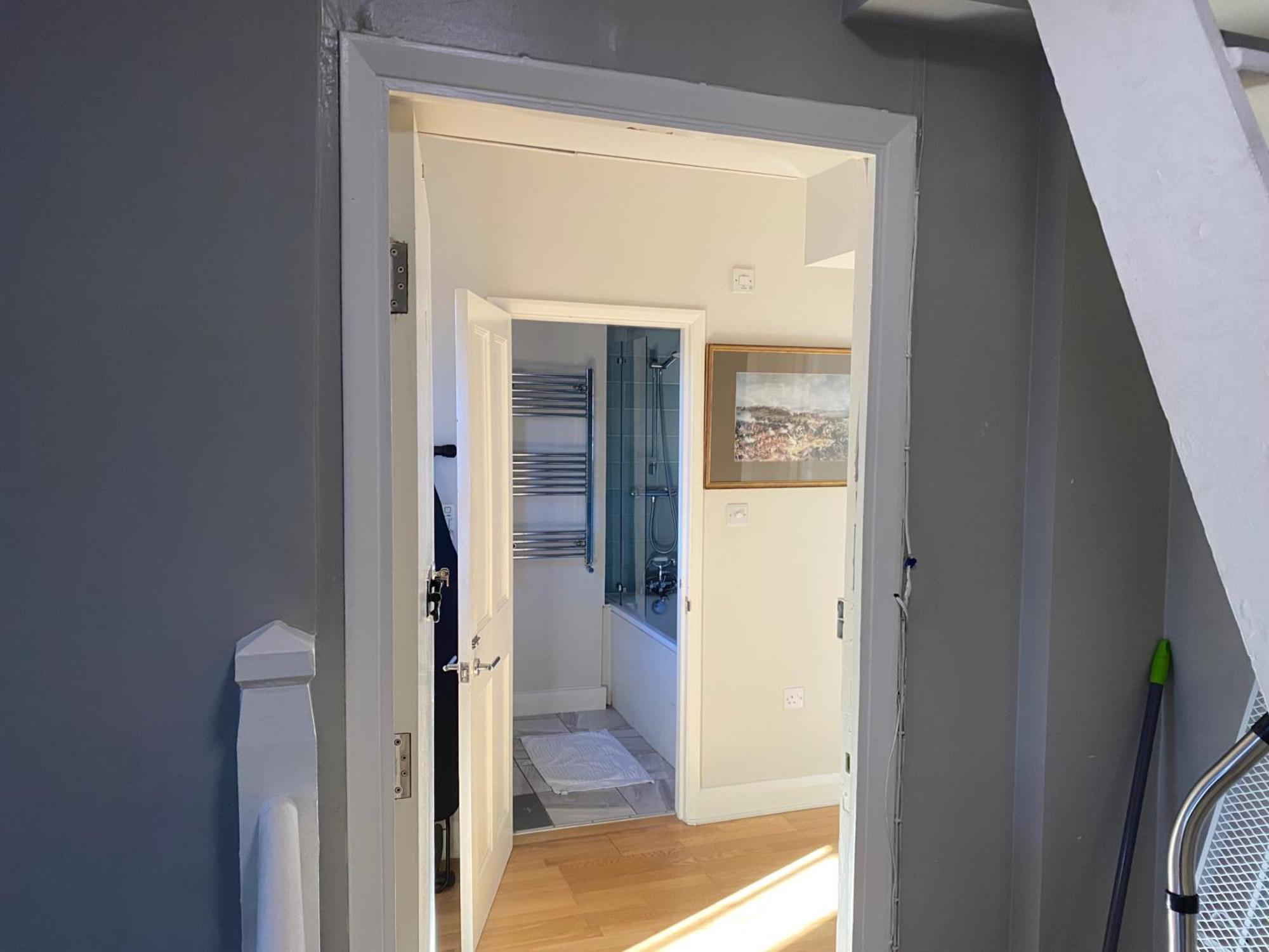 דירות לונדון Victorian Building - Sleeps 5 - Pet Friendly מראה חיצוני תמונה