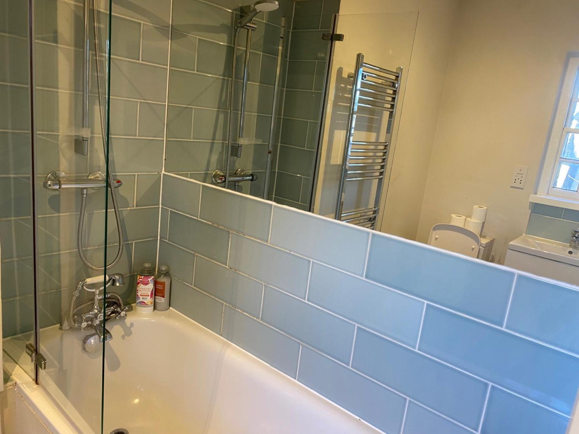 דירות לונדון Victorian Building - Sleeps 5 - Pet Friendly מראה חיצוני תמונה